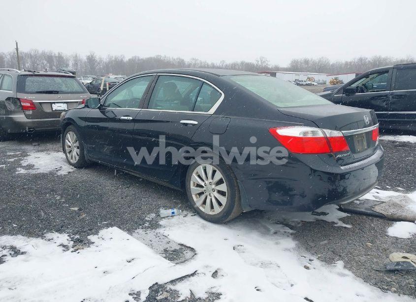 Photo 3 of 2014 Honda Accord EX (VIN 1HGCR2F76EA205540)