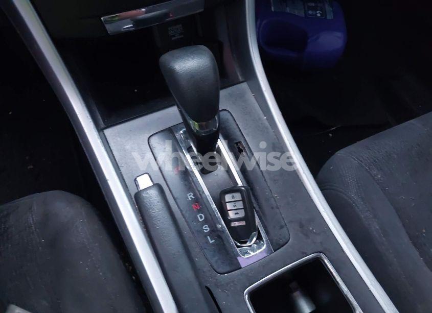 Photo 11 of 2015 Honda Accord EX (VIN 1HGCR2F76FA030336)