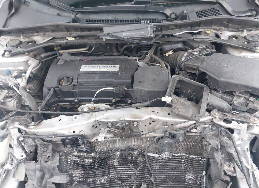 Photo 10 of 2015 Honda Accord EX (VIN 1HGCR2F76FA083361)