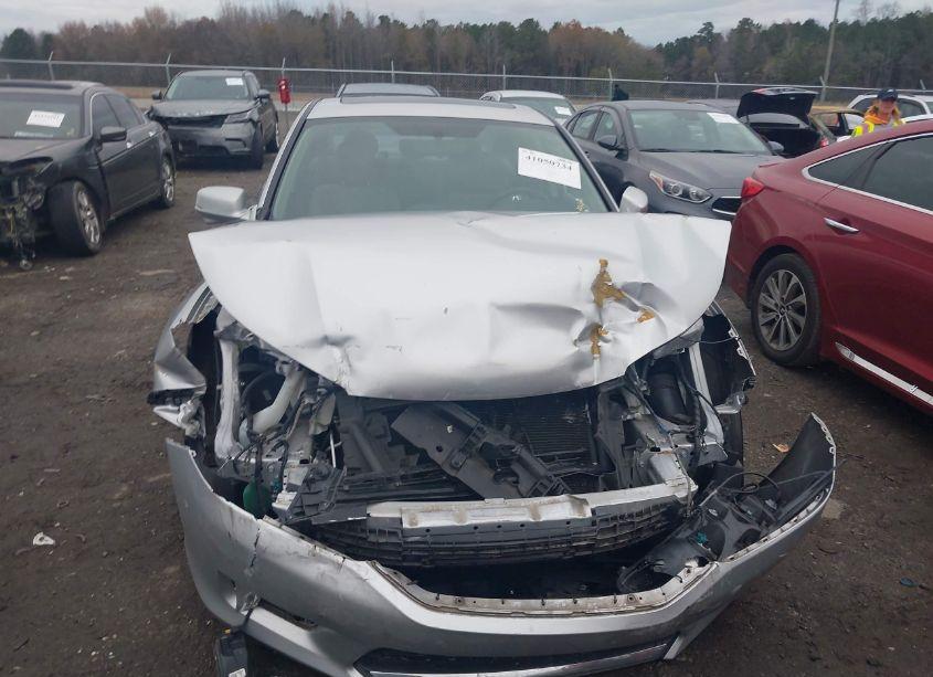 Photo 11 of 2015 Honda Accord EX (VIN 1HGCR2F76FA083361)