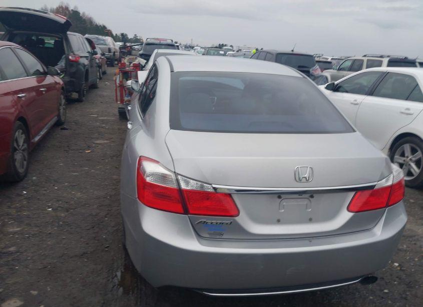 Photo 15 of 2015 Honda Accord EX (VIN 1HGCR2F76FA083361)