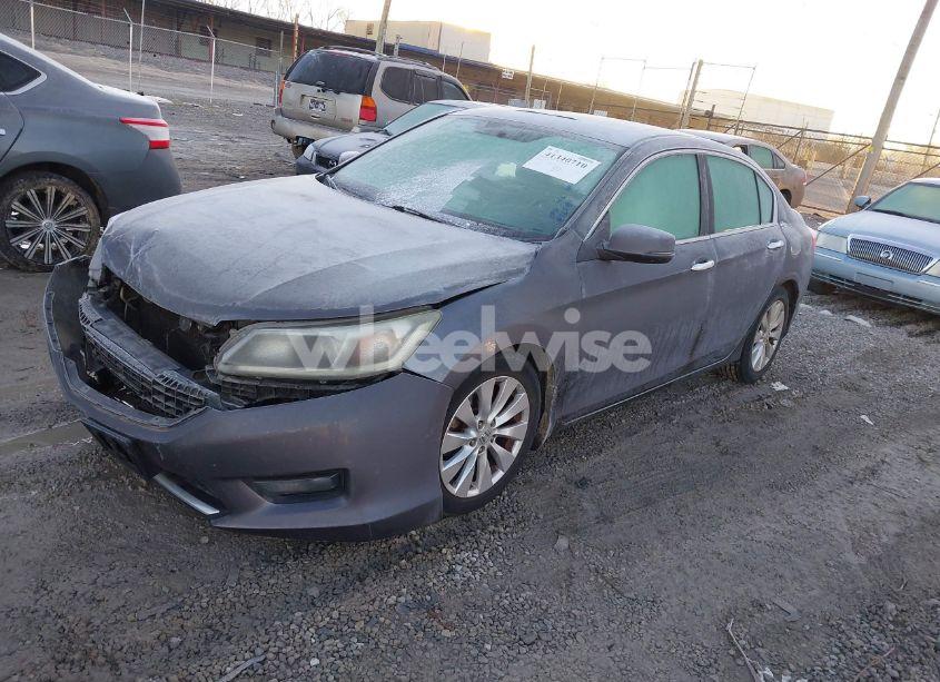 Photo 2 of 2015 Honda Accord EX (VIN 1HGCR2F76FA126192)