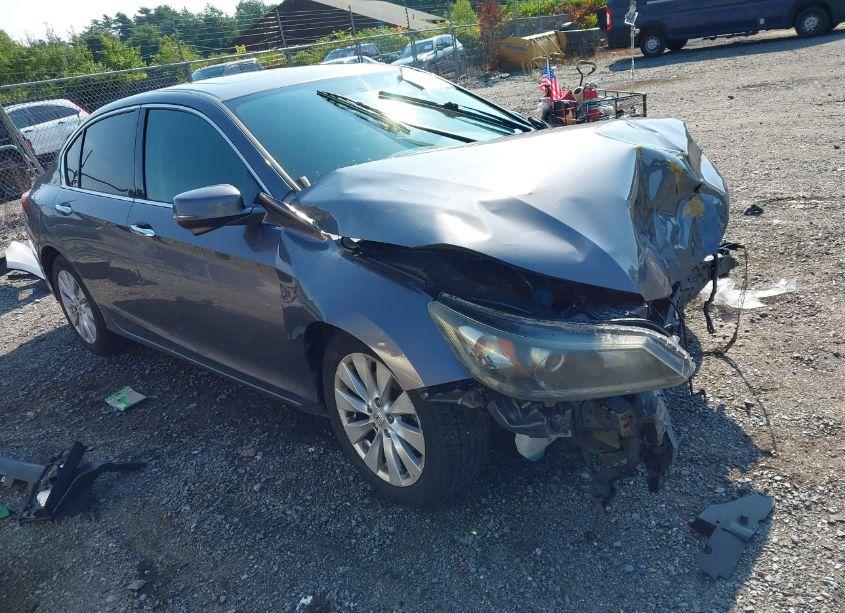 2015 Honda Accord EX (VIN 1HGCR2F76FA155840) main photo