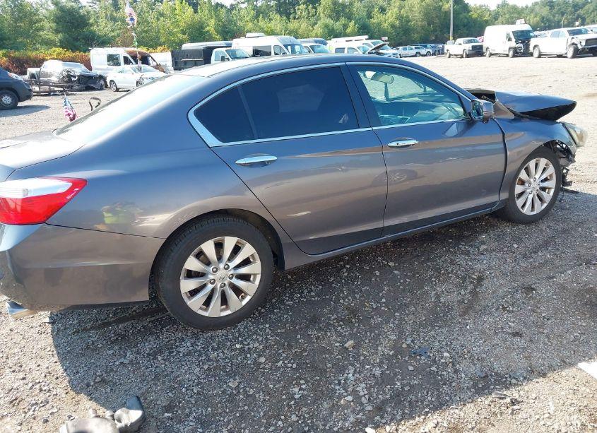 Photo 14 of 2015 Honda Accord EX (VIN 1HGCR2F76FA155840)