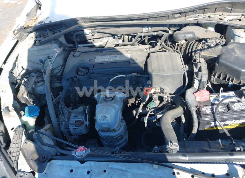Photo 10 of 2015 Honda Accord EX (VIN 1HGCR2F76FA165185)