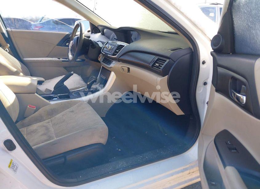 Photo 5 of 2015 Honda Accord EX (VIN 1HGCR2F76FA165185)