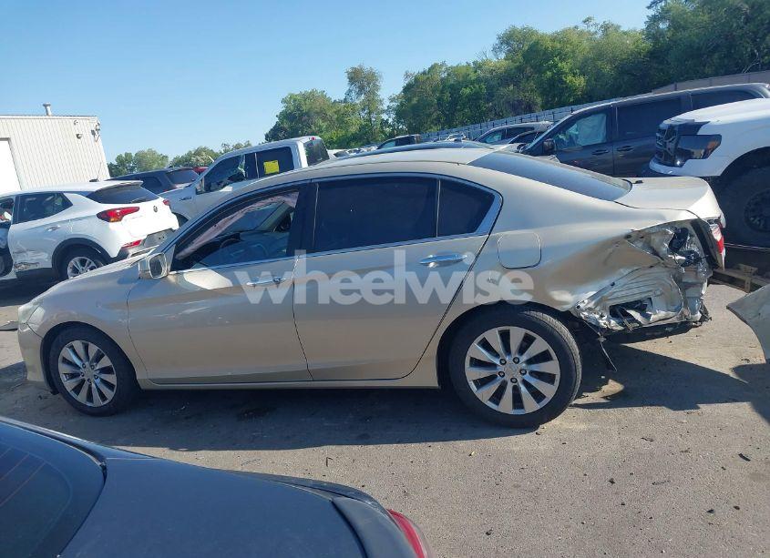 Photo 14 of 2015 Honda Accord EX (VIN 1HGCR2F76FA245845)