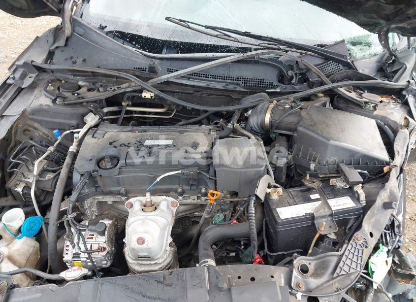 Photo 10 of 2016 Honda Accord EX (VIN 1HGCR2F76GA147691)