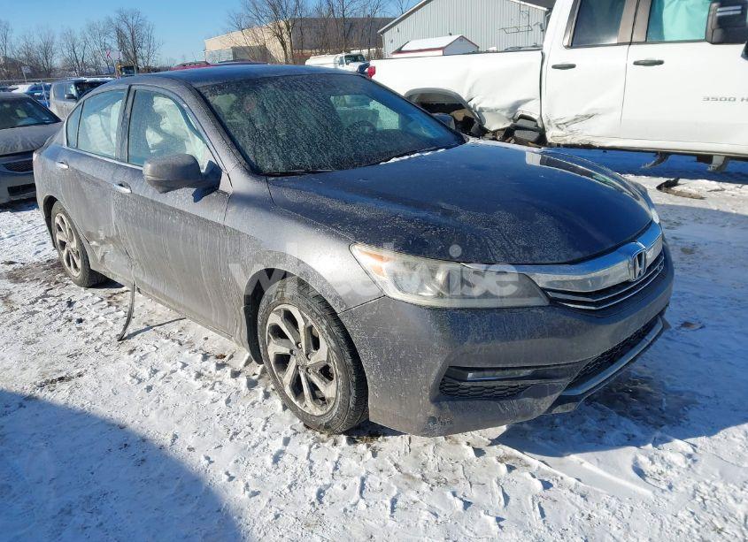 2017 Honda Accord EX (VIN 1HGCR2F76HA120783) main photo