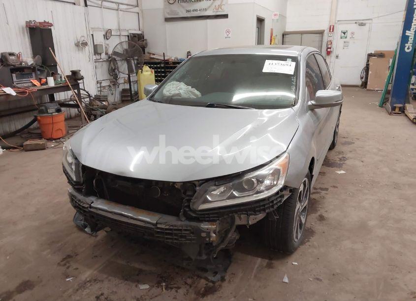 Photo 2 of 2017 Honda Accord EX (VIN 1HGCR2F76HA142881)