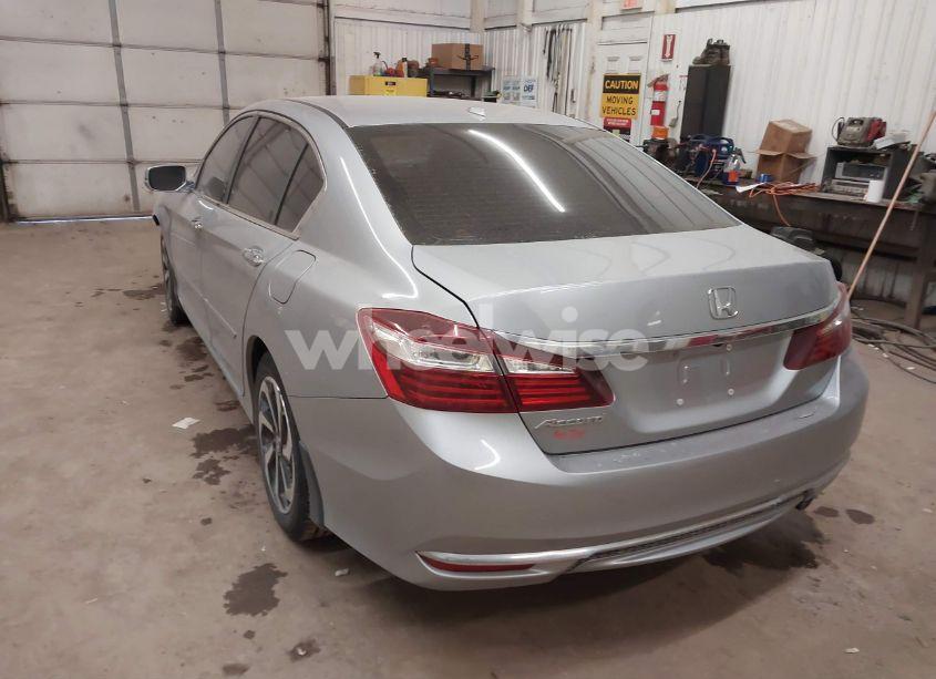 Photo 3 of 2017 Honda Accord EX (VIN 1HGCR2F76HA142881)