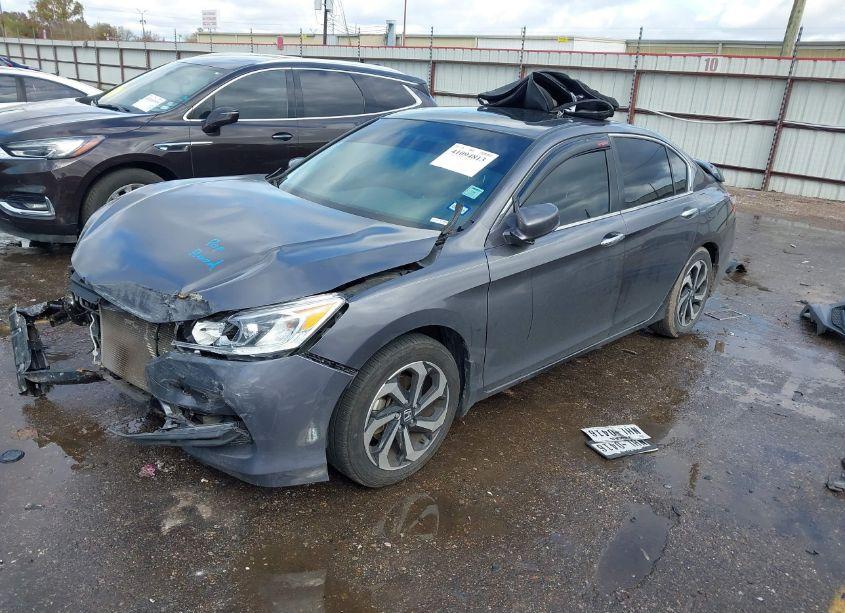 Photo 2 of 2017 Honda Accord EX (VIN 1HGCR2F76HA217076)