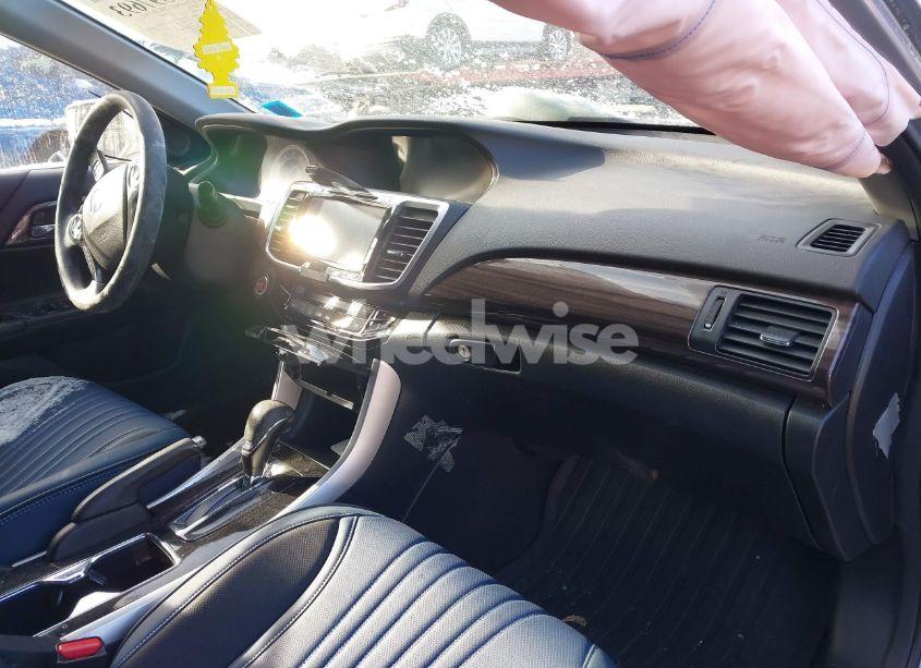 Photo 5 of 2017 Honda Accord EX (VIN 1HGCR2F76HA295180)