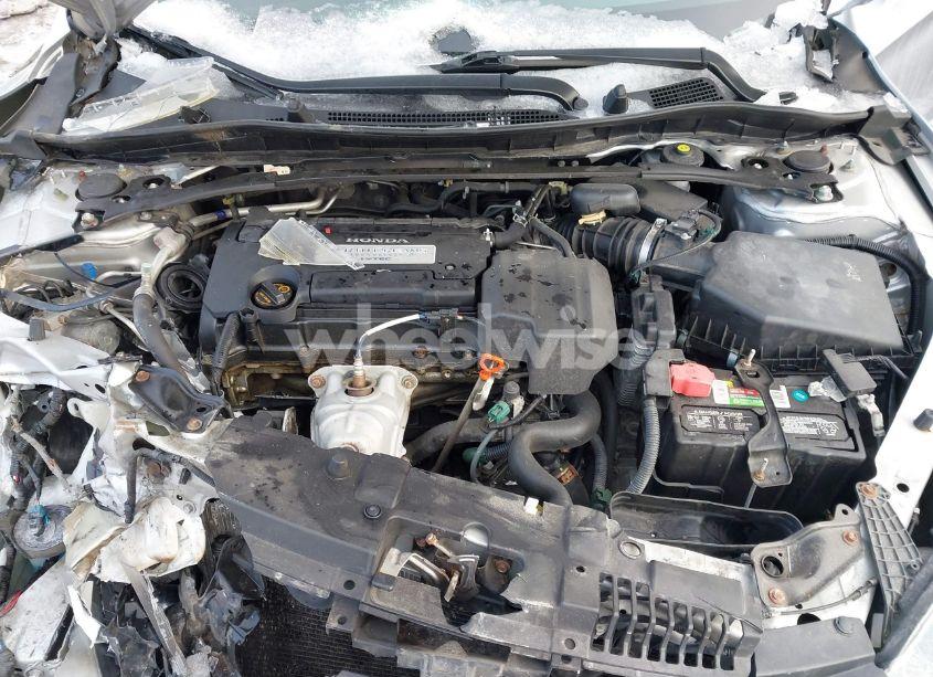 Photo 10 of 2013 Honda Accord EX (VIN 1HGCR2F77DA013753)