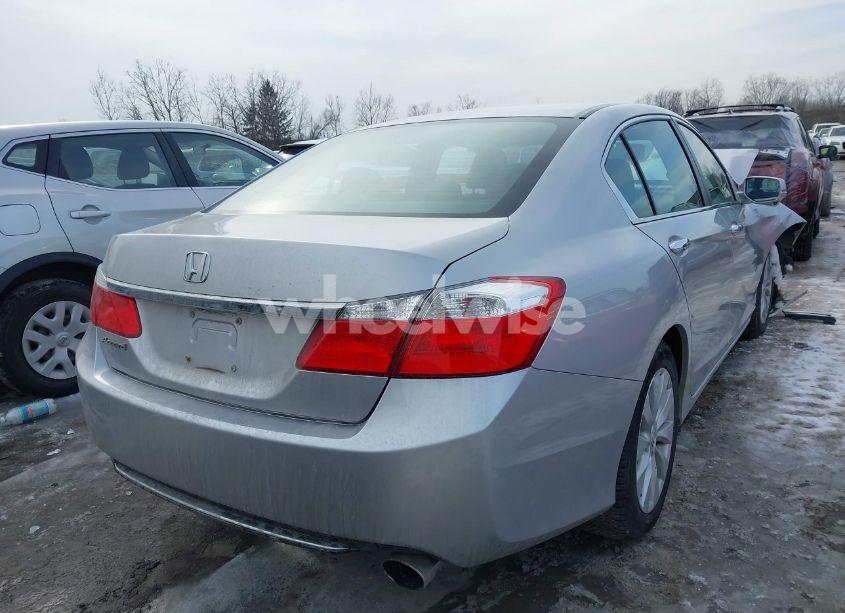 Photo 4 of 2013 Honda Accord EX (VIN 1HGCR2F77DA013753)