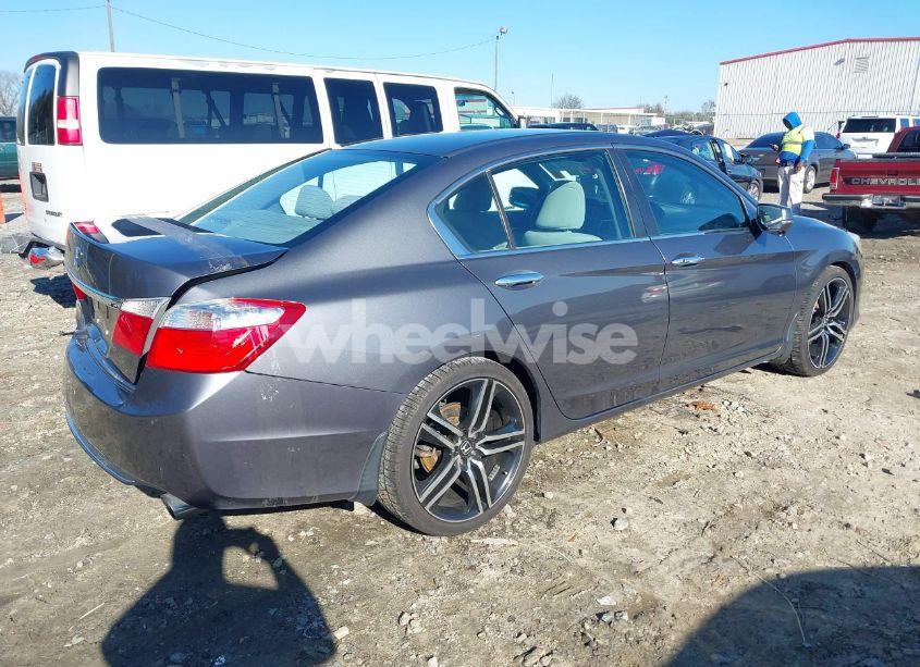 Photo 4 of 2013 Honda Accord EX (VIN 1HGCR2F77DA142138)