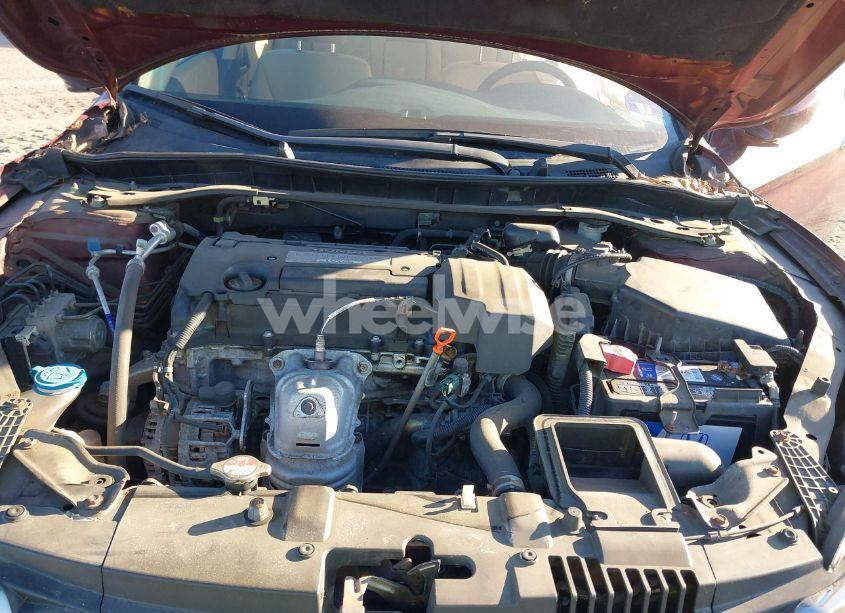 Photo 10 of 2013 Honda Accord EX (VIN 1HGCR2F77DA193672)