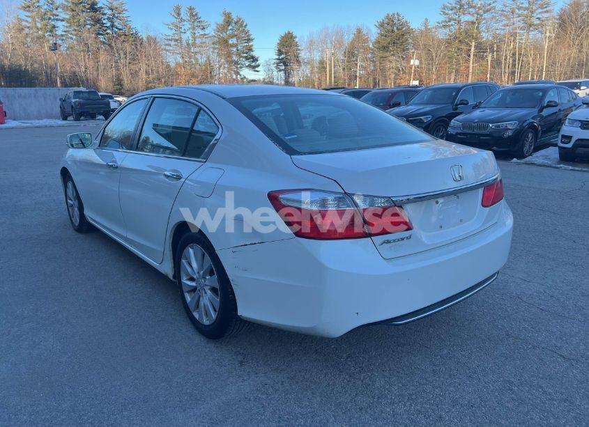 Photo 3 of 2013 Honda Accord EX (VIN 1HGCR2F77DA232356)