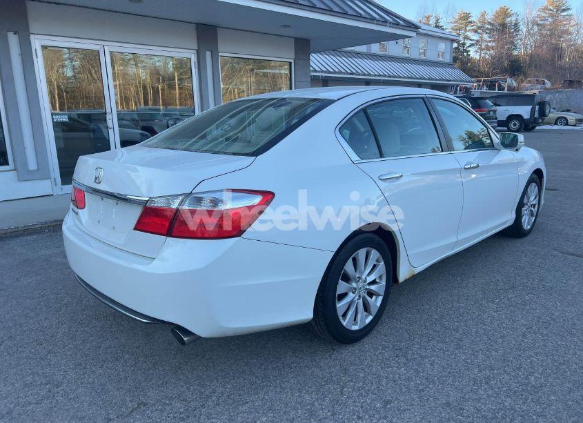 Photo 4 of 2013 Honda Accord EX (VIN 1HGCR2F77DA232356)