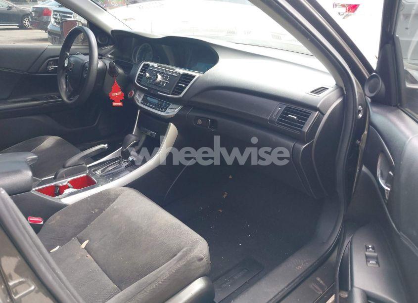 Photo 5 of 2014 Honda Accord EX (VIN 1HGCR2F77EA004889)