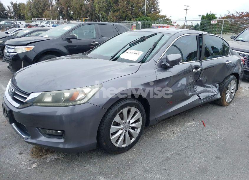 Photo 2 of 2014 Honda Accord EX (VIN 1HGCR2F77EA045684)