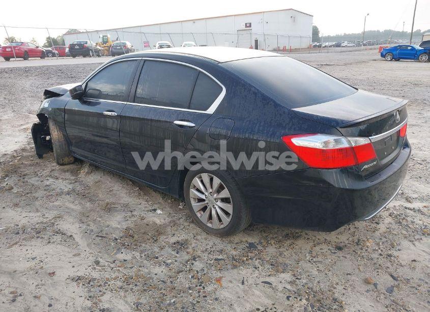 Photo 3 of 2014 Honda Accord EX (VIN 1HGCR2F77EA047676)