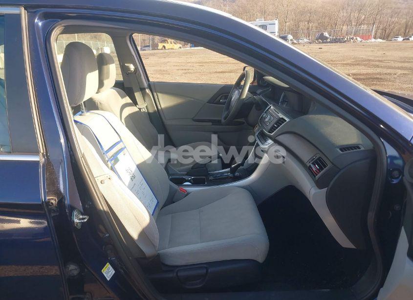 Photo 5 of 2014 Honda Accord EX (VIN 1HGCR2F77EA092665)