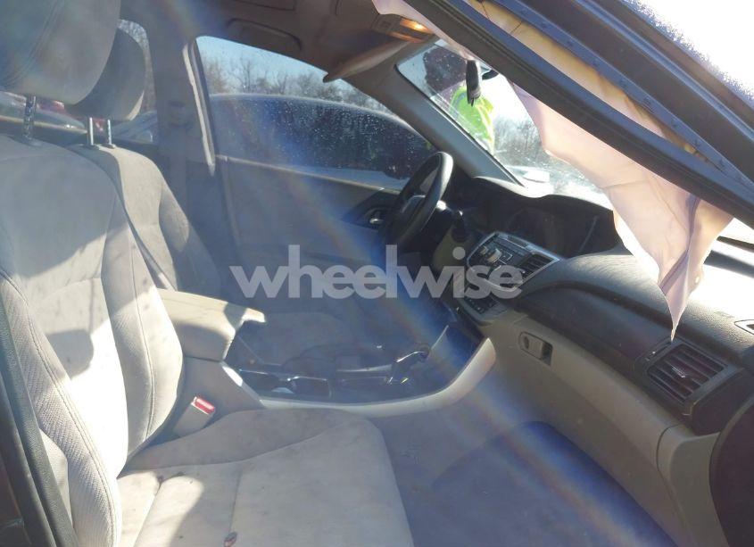 Photo 5 of 2014 Honda Accord EX (VIN 1HGCR2F77EA225926)