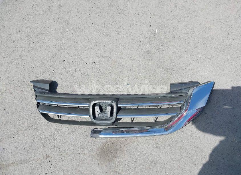 Photo 12 of 2015 Honda Accord EX (VIN 1HGCR2F77FA082798)