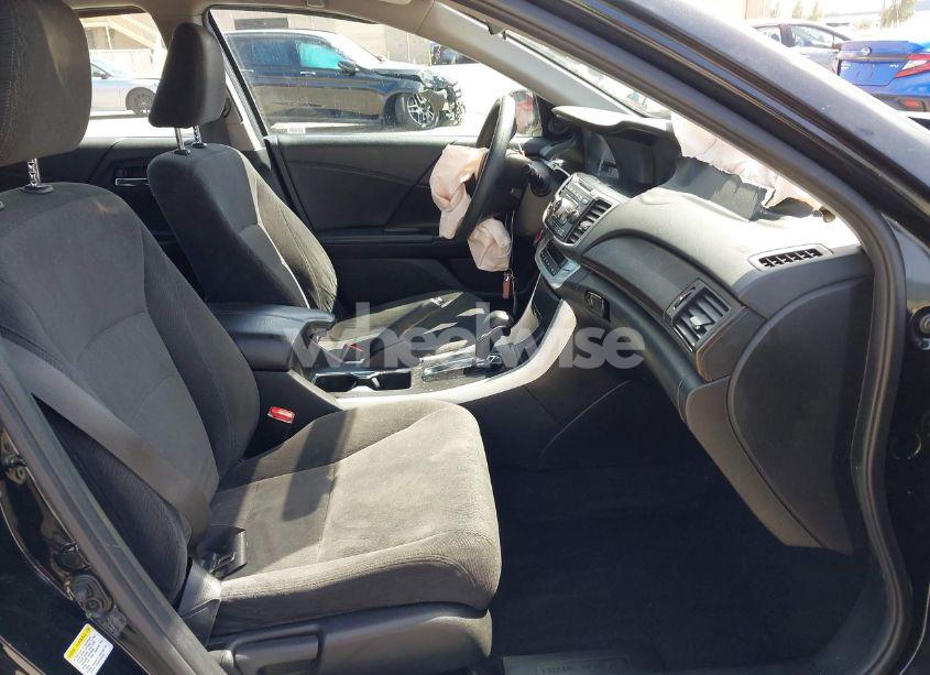 Photo 5 of 2015 Honda Accord EX (VIN 1HGCR2F77FA082798)