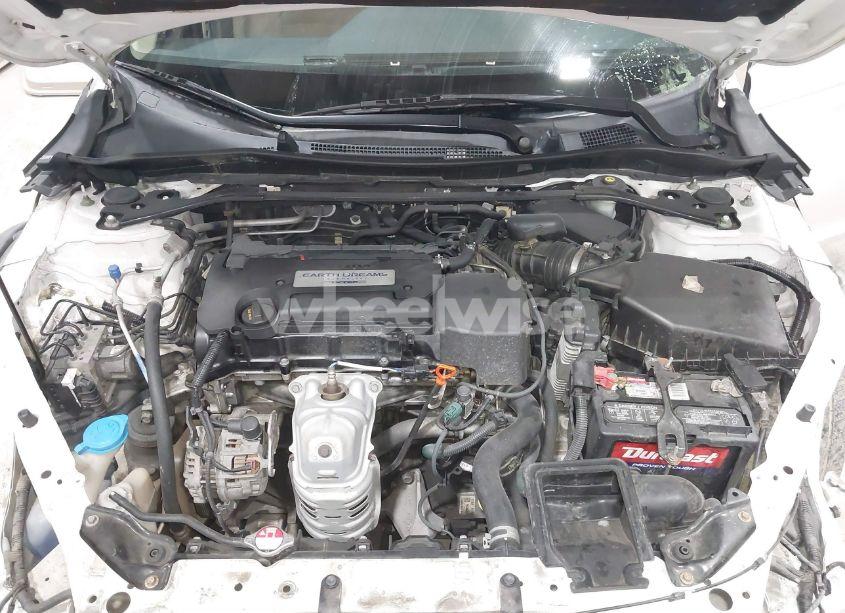 Photo 10 of 2015 Honda Accord EX (VIN 1HGCR2F77FA165115)