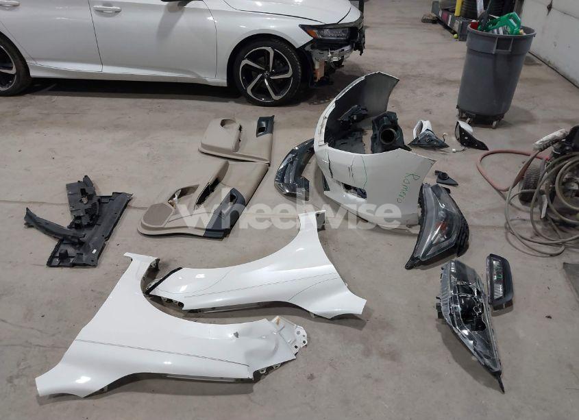 Photo 12 of 2015 Honda Accord EX (VIN 1HGCR2F77FA165115)