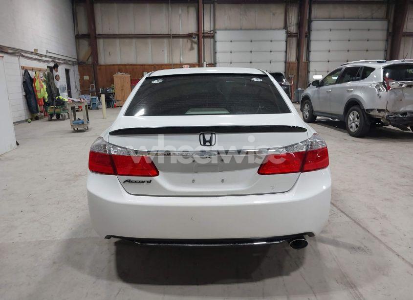 Photo 17 of 2015 Honda Accord EX (VIN 1HGCR2F77FA165115)