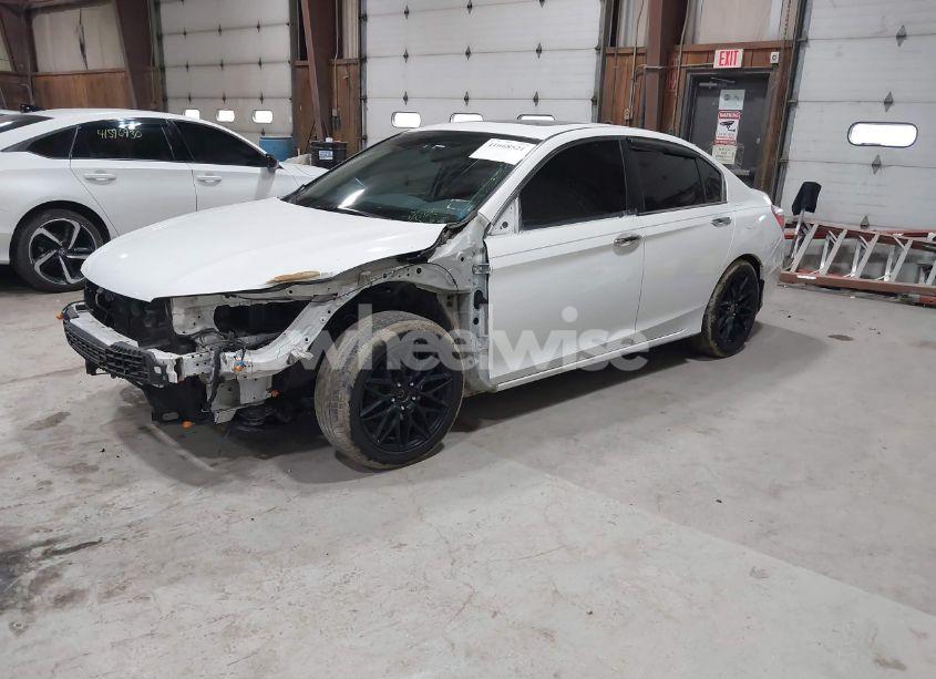 Photo 2 of 2015 Honda Accord EX (VIN 1HGCR2F77FA165115)