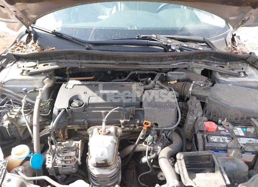 Photo 10 of 2017 Honda Accord EX (VIN 1HGCR2F77HA162914)