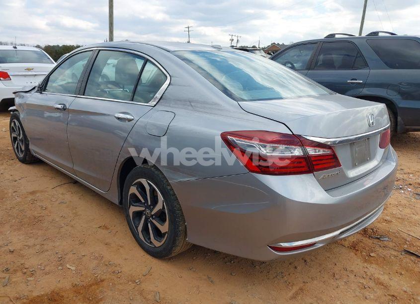 Photo 3 of 2017 Honda Accord EX (VIN 1HGCR2F77HA162914)