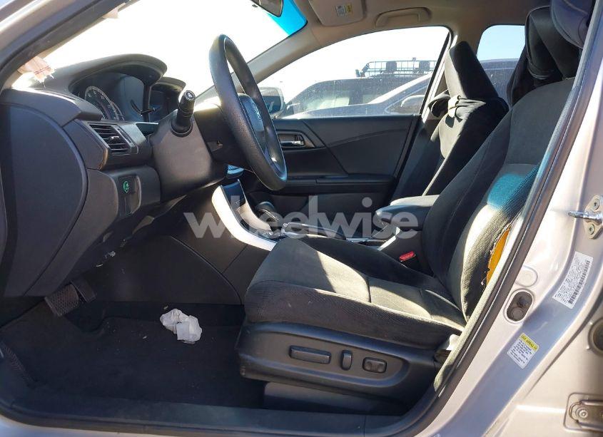 Photo 5 of 2013 Honda Accord EX (VIN 1HGCR2F78DA130984)