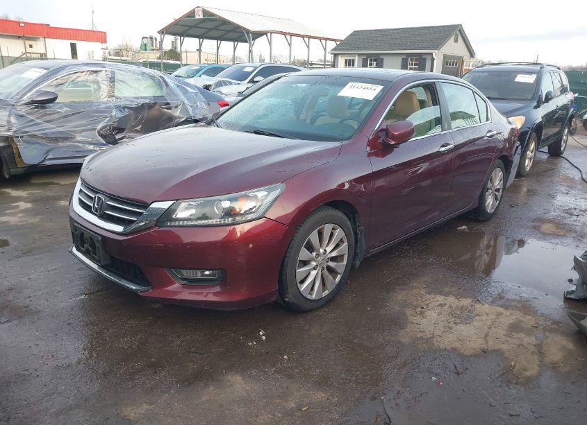 Photo 2 of 2013 Honda Accord EX (VIN 1HGCR2F78DA176153)