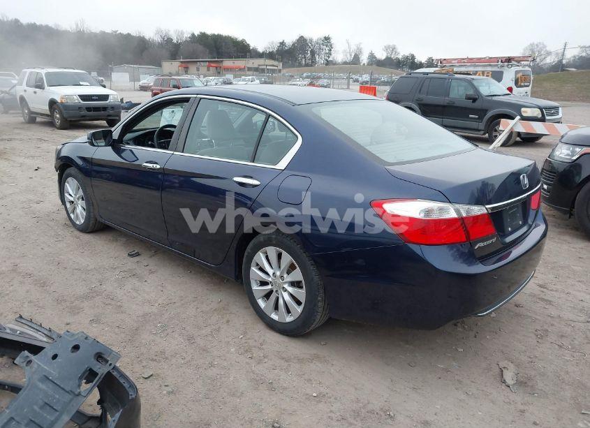 Photo 3 of 2013 Honda Accord EX (VIN 1HGCR2F78DA184592)