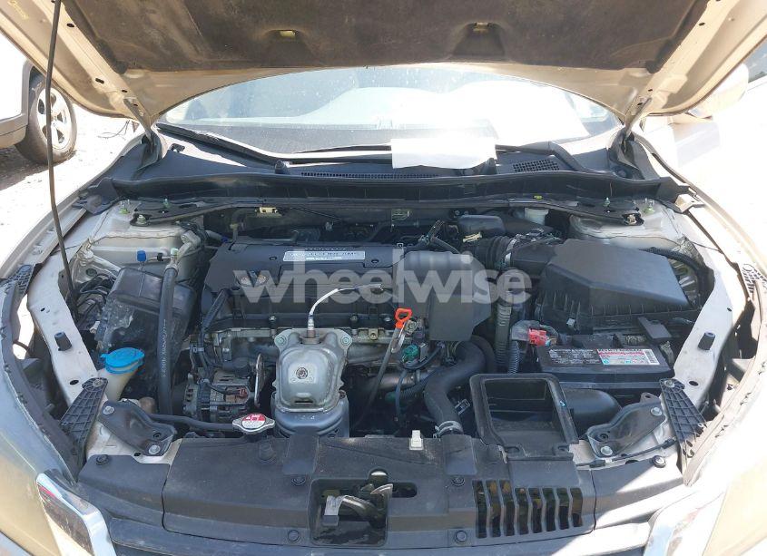 Photo 10 of 2013 Honda Accord EX (VIN 1HGCR2F78DA272736)