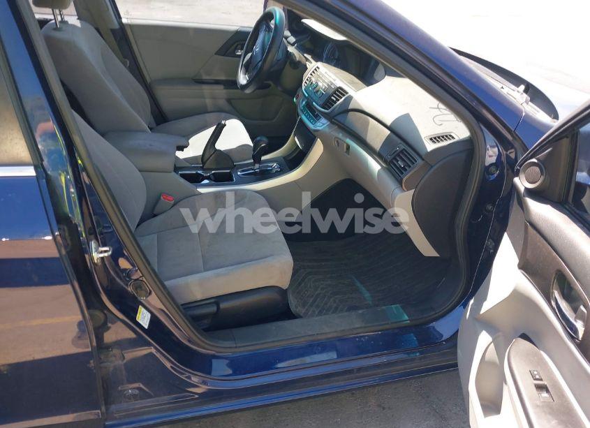 Photo 5 of 2013 Honda Accord EX (VIN 1HGCR2F78DA274017)