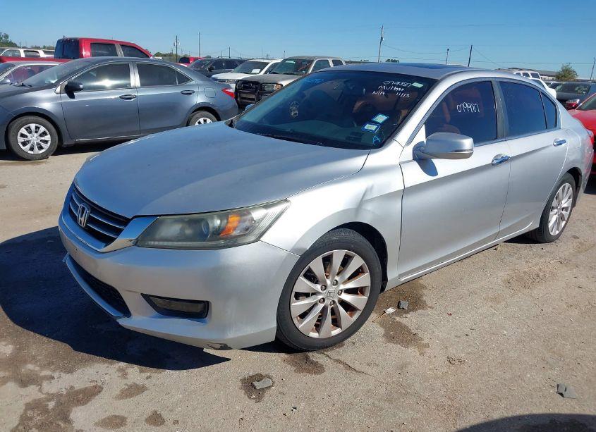 Photo 2 of 2014 Honda Accord EX (VIN 1HGCR2F78EA079987)