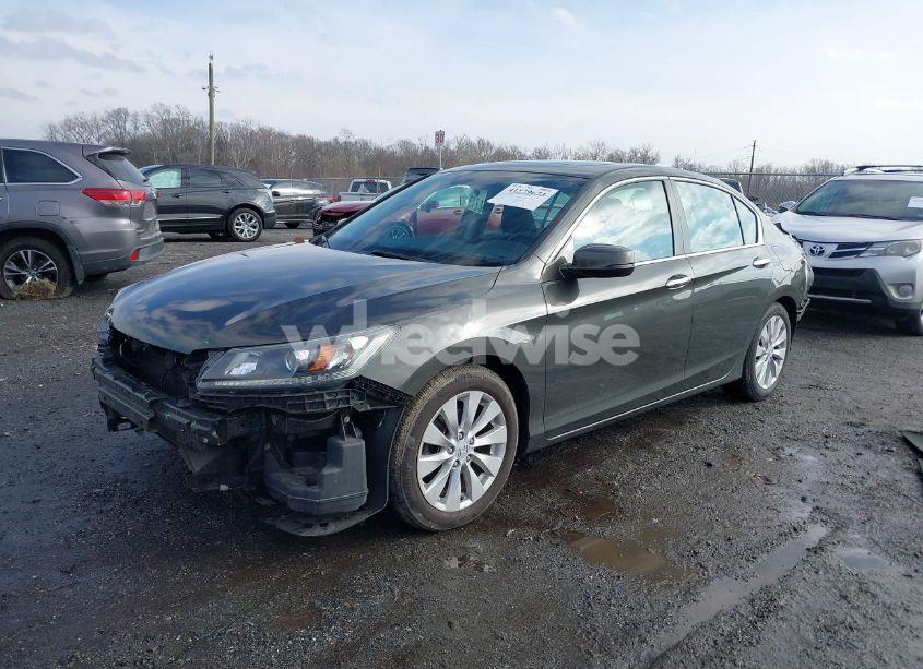 Photo 2 of 2014 Honda Accord EX (VIN 1HGCR2F78EA098054)