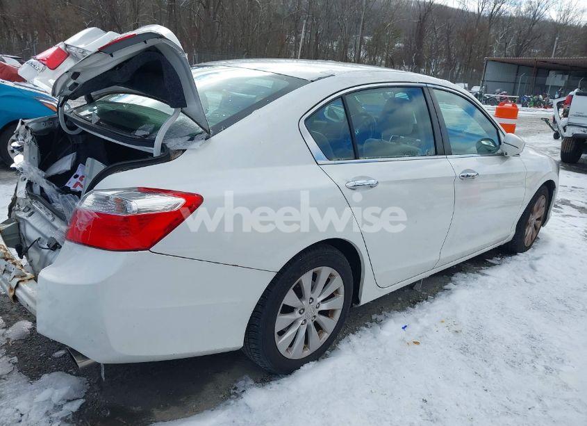 Photo 4 of 2015 Honda Accord EX (VIN 1HGCR2F78FA012727)