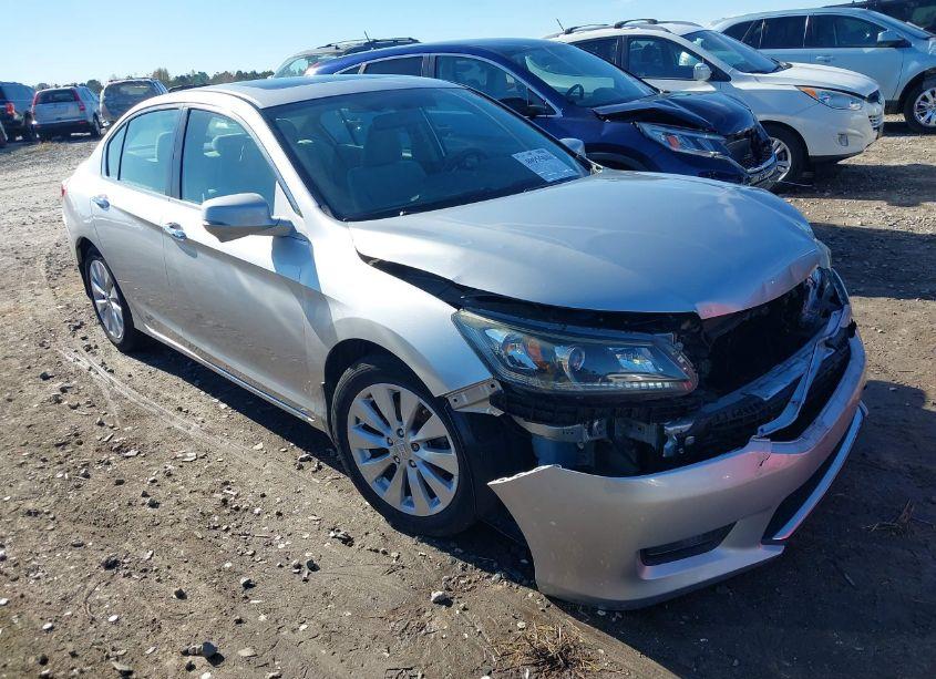 2015 Honda Accord EX (VIN 1HGCR2F78FA113945) main photo