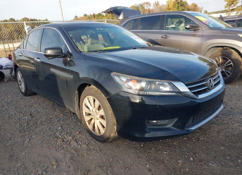 2015 Honda Accord EX (VIN 1HGCR2F78FA132012) main photo