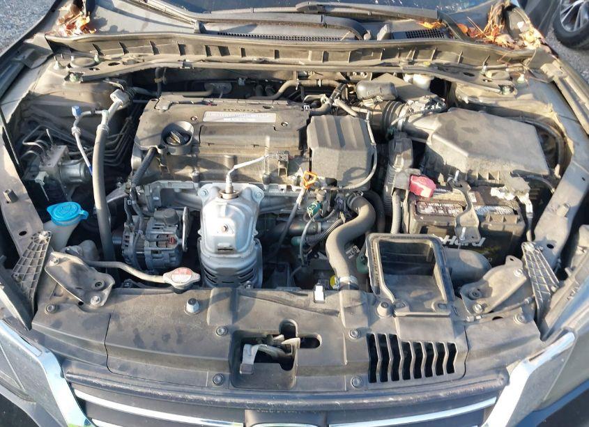 Photo 10 of 2015 Honda Accord EX (VIN 1HGCR2F78FA132012)