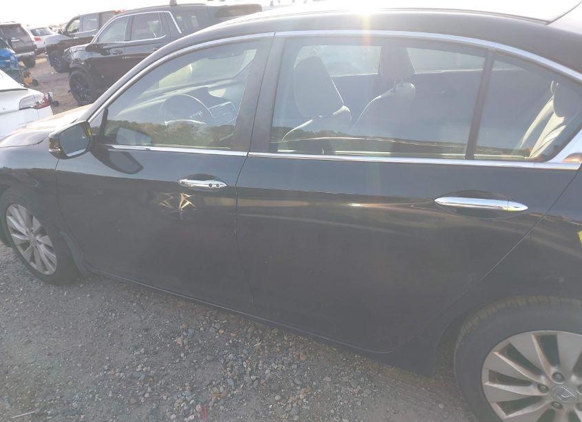 Photo 14 of 2015 Honda Accord EX (VIN 1HGCR2F78FA132012)