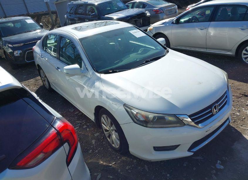 2015 Honda Accord EX (VIN 1HGCR2F78FA163079) main photo