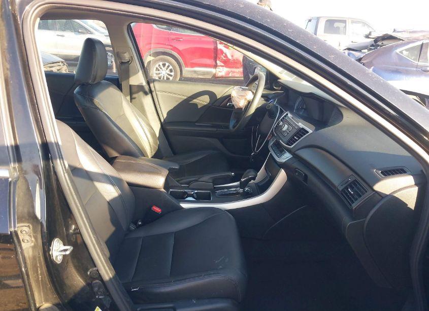 Photo 5 of 2015 Honda Accord EX (VIN 1HGCR2F78FA218503)